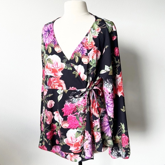 City Chic Floral Wrap Blouse - Picture 4 of 13